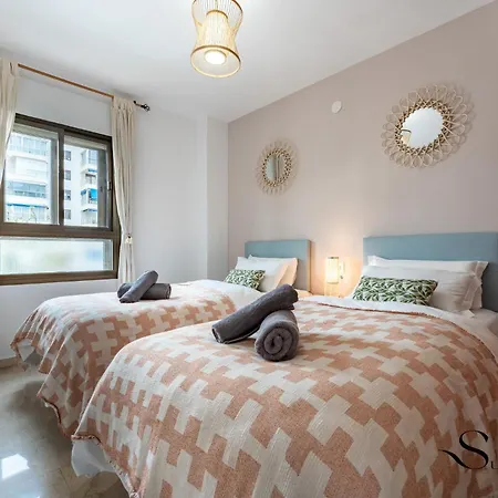 Perfect Location 3 Bedrooms 2 Bath, Parking, Pool Fuengirola