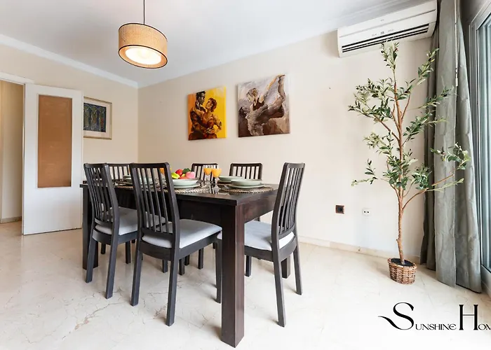 Daire Perfect Location 3 Bedrooms 2 Bath, Parking, Pool Fuengirola