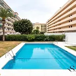 Lägenhet Perfect Location 3 Bedrooms 2 Bath, Parking, Pool *