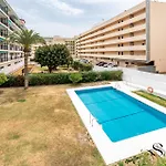 Lägenhet Perfect Location 3 Bedrooms 2 Bath, Parking, Pool *
