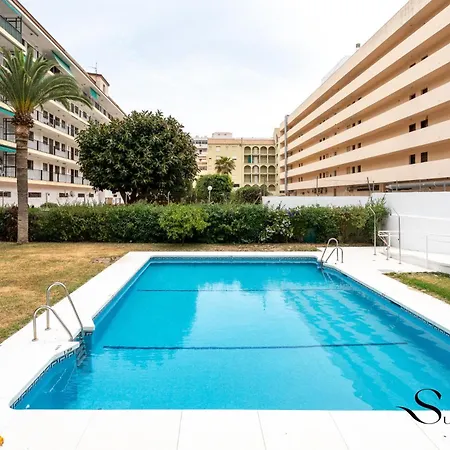Appartement Perfect Location 3 Bedrooms 2 Bath, Parking, Pool *