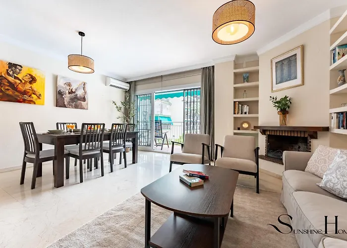 Perfect Location 3 Bedrooms 2 Bath, Parking, Pool * Fuengirola