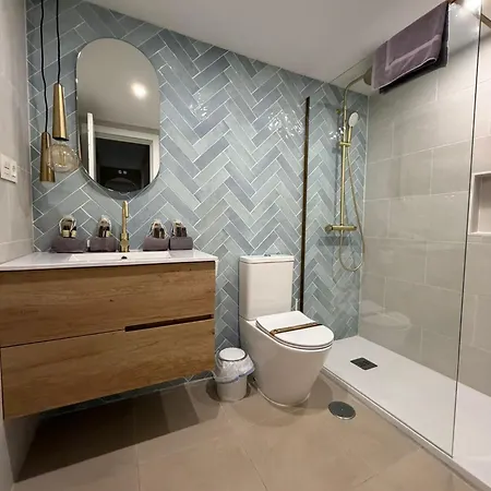 Apartment Perfect Location 3 Bedrooms 2 Bath, Parking, Pool Fuengirola